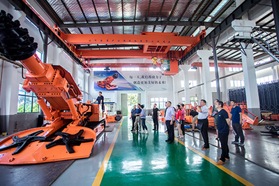 掘進(jìn)機(jī)、掘錨機(jī)與連續(xù)采煤機(jī)的研發(fā) 驅(qū)動(dòng)礦山機(jī)械現(xiàn)代化的核心動(dòng)力